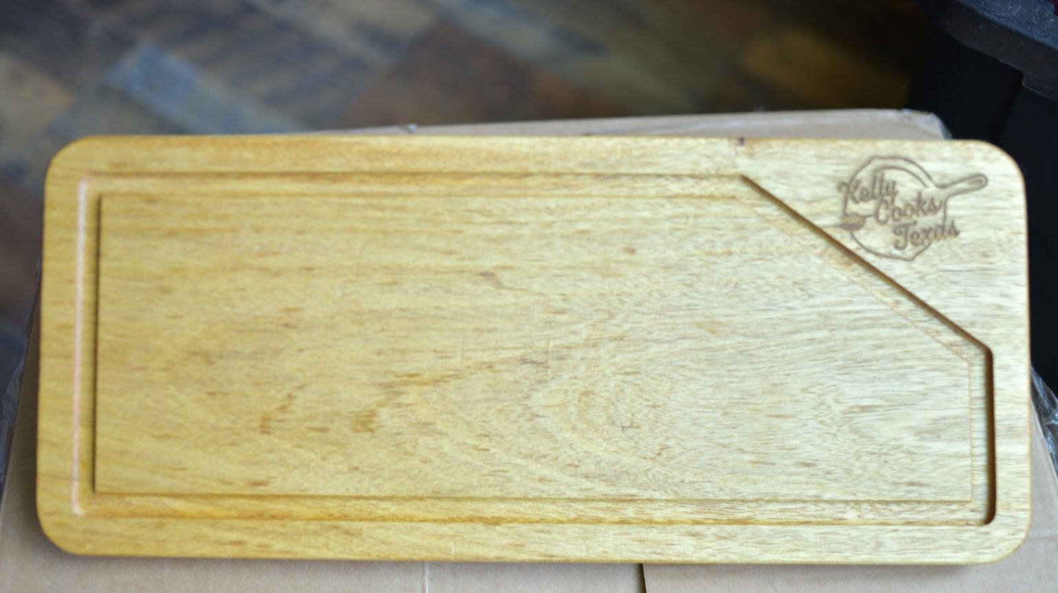Kelly Cooks Texas Heavy-Duty Cutting Board